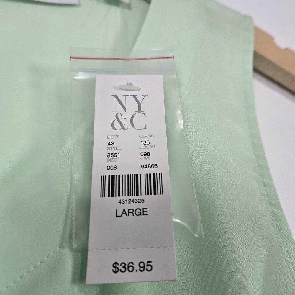 NWT New York & Company Tank Top, Size L, Green - Picture 3 of 5